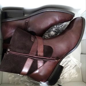 Raph Lauren boots